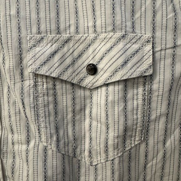 Moon shine spirit button up shirt, long sleeves, white, size large NEW - Picture 2 of 6